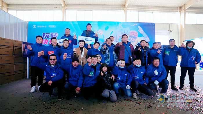 與圣誕節(jié)撞個滿懷  我是卡車人大賽收官站都傳遞了什么？