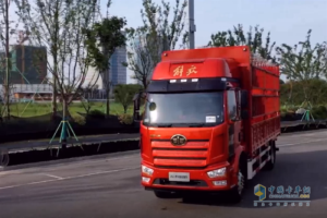 傳承經(jīng)典，一汽解放J6L尊享版入選值得用戶信賴綠通車型獎