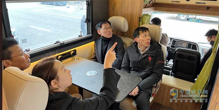 批量交付法美瑞房車  盛圖輕卡改裝性能獲行業(yè)及市場認(rèn)可