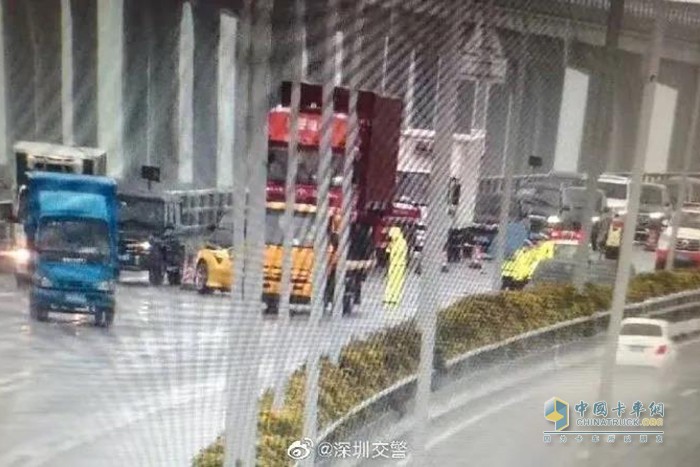 深圳交警 低溫陰雨 雨天行車(chē)