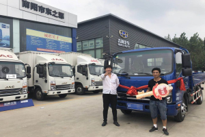 好車憑借力 安徽康明斯1號(hào)帥鈴助我賺大錢