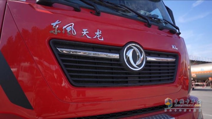 東風天龍?；愤\輸車