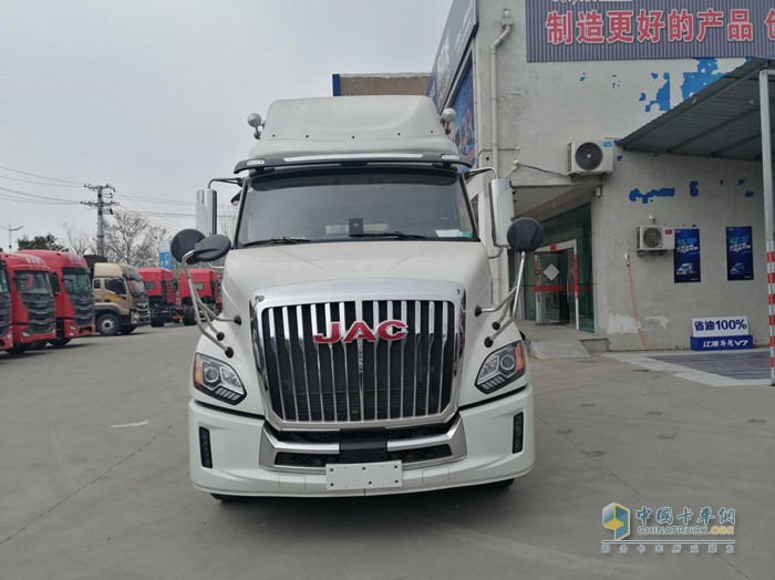 江淮跨越V7