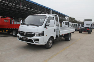 承載性與靈動(dòng)性兼具 途逸T6輕松應(yīng)對(duì)多場景運(yùn)輸