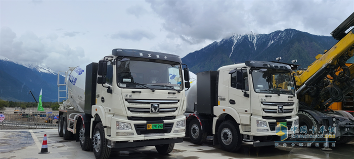 徐工純電動(dòng)攪拌車、渣土車極限施工通關(guān)川藏鐵路高難關(guān)卡