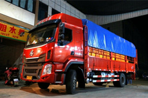 乘龍卡車司機楊俊全向總理建言