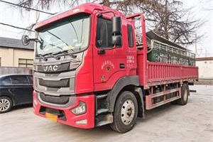 格爾發(fā)水產(chǎn)運(yùn)輸車：將自然的饋贈鮮活送達(dá)