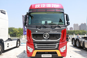 靠什么爭(zhēng)霸江湖？ 陜汽德龍X5000S LNG 牽引車輕松掙錢還省氣