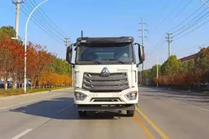 豪沃NX載貨車，無懼油價，暢盈天下！