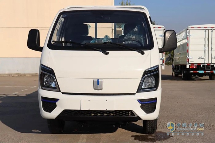 歐鈴汽車，唐駿汽車，新鋒銳V5E