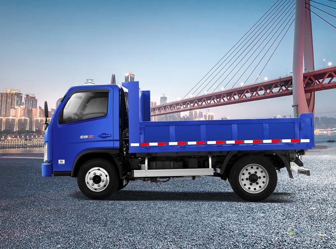 福田瑞沃工程車，X-Truck金剛S1，新藍(lán)牌，國六