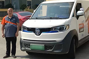 車師傅：開智藍精靈跑長途，4個月28000公里！