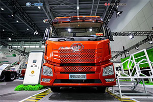 電力十足！解放J6P純電牽引車暢贏“綠色低碳”賽道