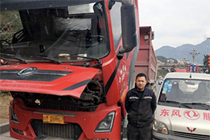 炮竹聲中的深夜救援 東風商用車服務站365天為您守候