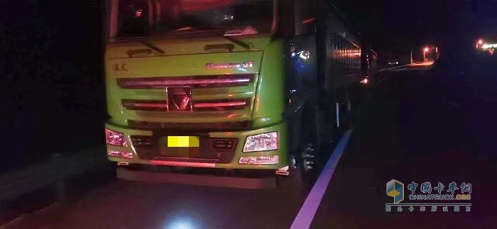 日夜兼程！徐工服務(wù)千里護(hù)送貴州客戶