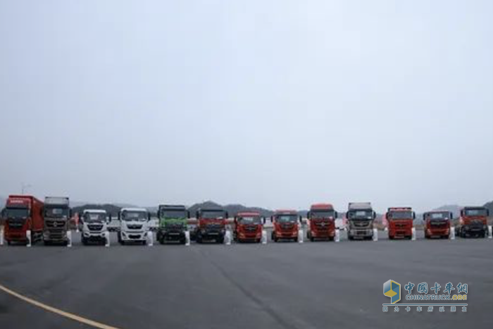 市場回暖！東風(fēng)商用車銷量居行業(yè)第二