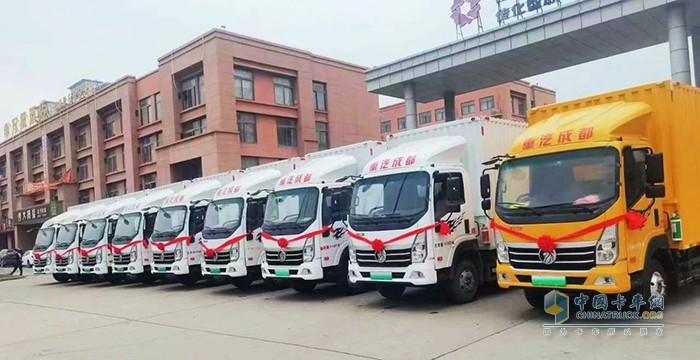 10臺(tái)！重汽王牌新能源輕卡交車(chē)