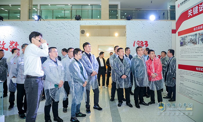 回望研發(fā)四十載，東風(fēng)商用車將超越自我砥礪前行