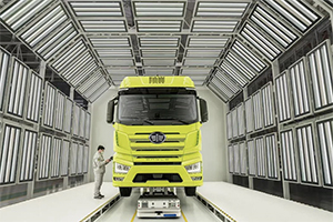百輛J7牽引車首次出口海外 解放加速駛向“世界一流”新征程