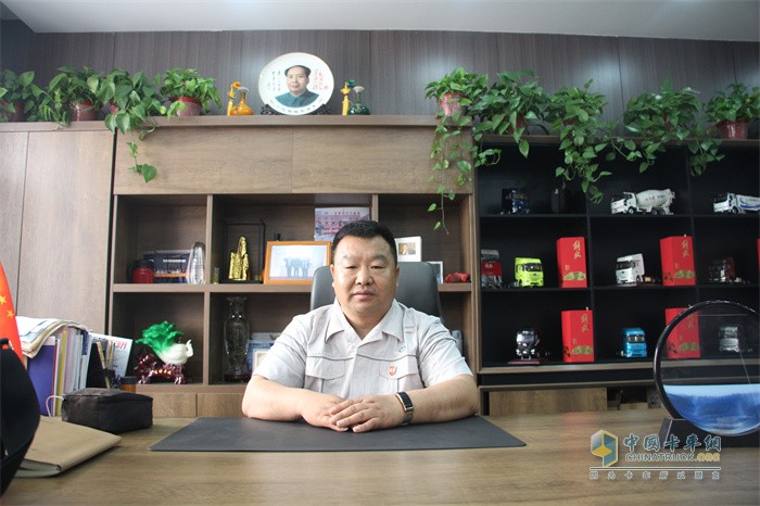一汽解放維修技術(shù)專家、大成(全國)放心汽修連鎖總經(jīng)理陳國剛