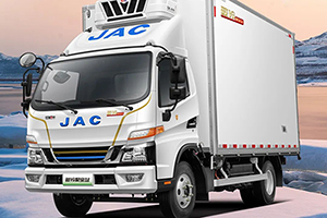 混動(dòng)1號(hào)·駿鈴聚寶盆冷藏車(chē) 卡車(chē)圈的節(jié)油“優(yōu)等生”！