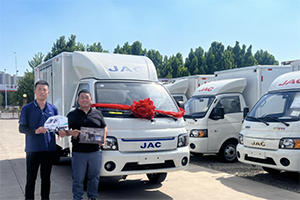 打造油電同價(jià)的新能源小卡 江淮1卡愷達(dá)致力短途物流助力鄉(xiāng)村振興