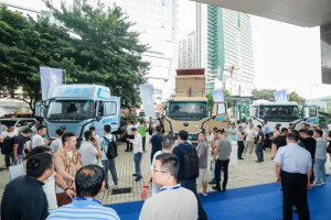 科技引領(lǐng)成就可靠價值，宇通重卡全系新品深圳上市