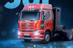 解放J6P充換電一體牽引車，不怕限行，高效運(yùn)營！