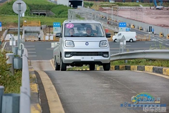 祥菱Q EV作為剛上市的新車，便敢于上賽場接受挑戰(zhàn)，這只證明了一件事：祥菱Q EV真金不怕火煉，超強(qiáng)產(chǎn)品力毋庸置疑！