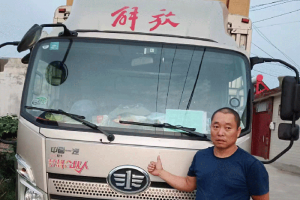 駕齡20年，經(jīng)歷行業(yè)繁榮與低迷，他仍“獨(dú)愛”解放輕卡！