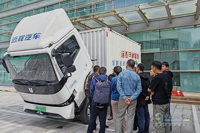 領(lǐng)創(chuàng)商用車(chē)新時(shí)代，星智H8M甲醇增程式輕卡亮相北京甲醇能源峰會(huì)！