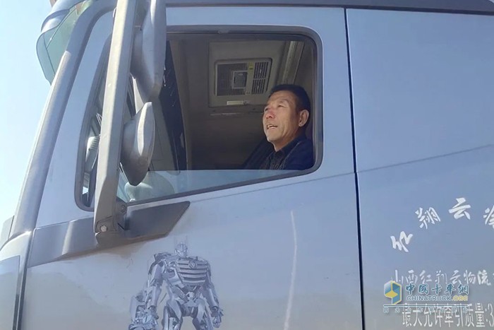 安全、舒適、低能耗，炭黑運(yùn)輸難不倒，吃湯還是吃肉，我就全靠它了！