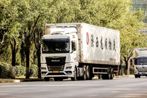 陜西龍順 ：清一色的曼恩車隊
