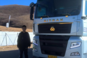 汕德卡用戶王國森：懂車的人才選重汽！