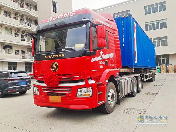 陜汽德御Q300牽引車，會省又會賺！