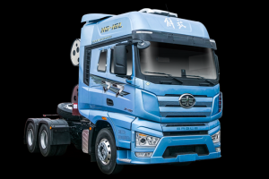 一汽解放新年第一車-J7創(chuàng)領(lǐng)版燃?xì)庵乜ā皠徘妗鳖I(lǐng)航