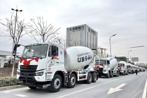 硬核來(lái)襲 星馬輕騎兵攪拌車(chē)，高效創(chuàng)富的利器