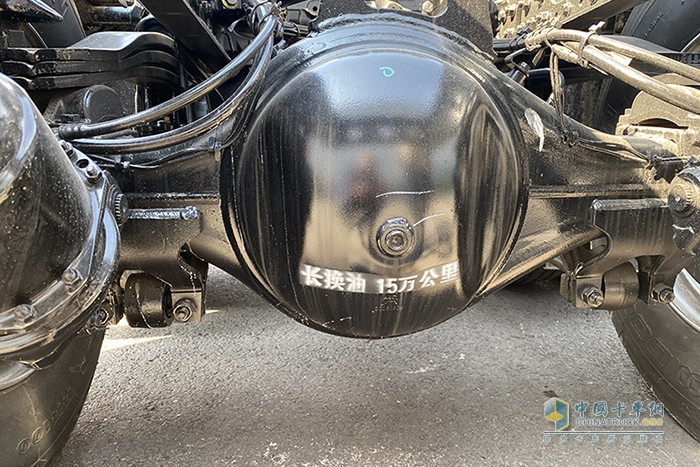 將全能刻入DNA，JH6 8×4 LNG載貨車(chē)創(chuàng)富靠譜！