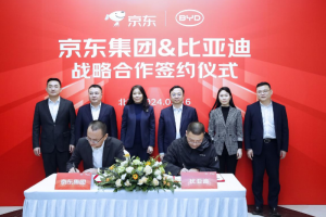 強(qiáng)強(qiáng)聯(lián)合！比亞迪與京東達(dá)成戰(zhàn)略合作 加碼中國汽車產(chǎn)業(yè)鏈轉(zhuǎn)型升級(jí)
