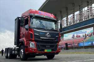 綠色又高效，乘龍H5換電牽引車幫你搞定資源倒短運(yùn)輸！