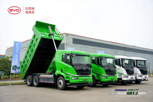 更靈活更高效！比亞迪純電動三軸工程車首次亮相