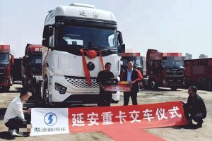 陜汽延安S700牽引車，全國交車熱潮涌動，遍地開花大顯實力！
