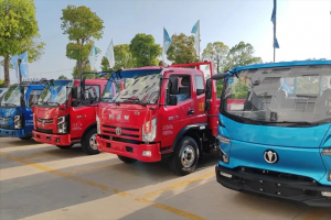 飛碟汽車燃油車4月推介會火爆全國 遍地開花！
