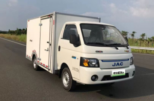 江淮1卡愷達(dá)EX6快捷版：廂車(chē)直下地庫(kù)，創(chuàng)富快人一步