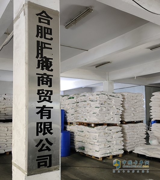 米面糧油配送，江淮1卡駿鈴A8杠杠滴