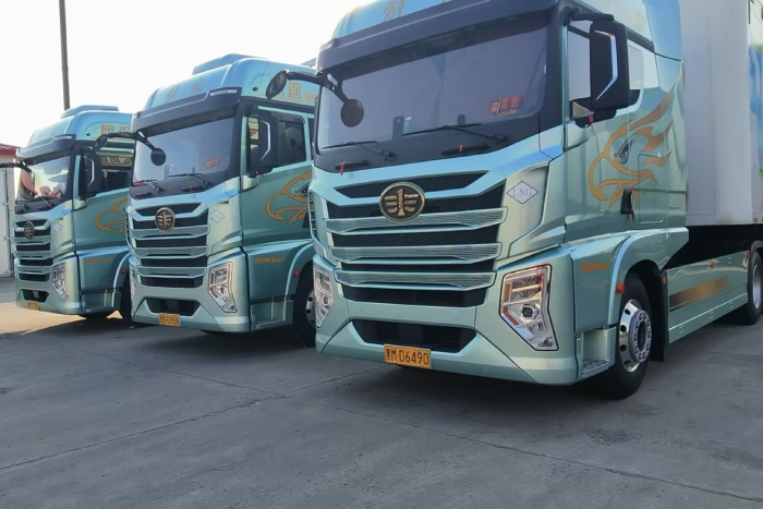 【發(fā)現(xiàn)信賴】單車每年節(jié)省12萬！ 解放鷹途燃氣車成正點物流運輸新選擇