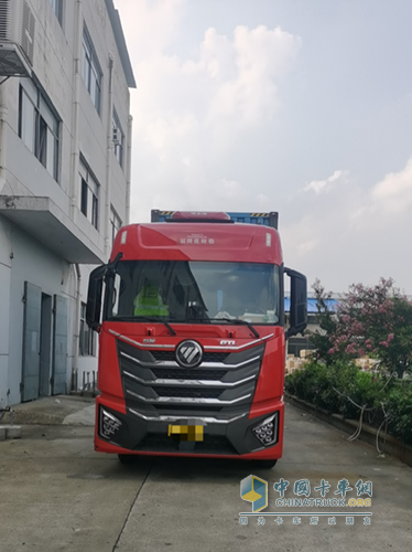 百公里油耗22.6L！魯師傅：開歐曼星翼港口車 駕乘上檔次，效益上高度