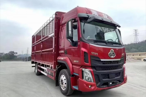 乘龍H5創(chuàng)富版330大馬力綠通房車，跑“盈”九月豐收季
