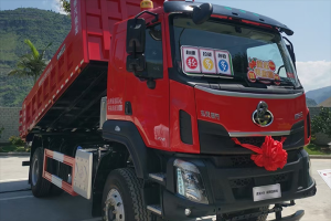 乘龍H5 4X2自卸車，極限挑戰(zhàn)下的創(chuàng)富利器