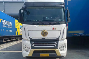 跑長途快遞穩(wěn)操勝券！黨師傅力薦龍驤4×2牽引車